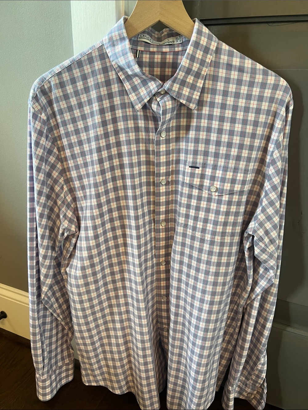 Criquet Men's Blue and White Checked Button-Down Shirt